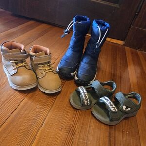 3 Seasons Shoe Lot